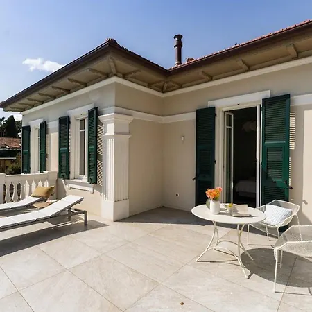 Apartment Luxury Beachfront In - Your Private Escape By The Adriatic *