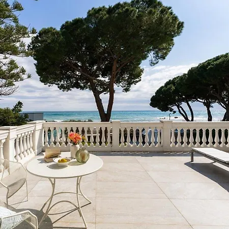 Apartment Luxury Beachfront In - Your Private Escape By The Adriatic *
